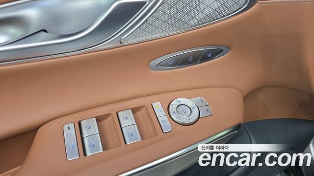 Genesis GV70 2025 — photo 30
