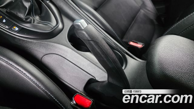 Hyundai Veloster 2019 — photo 23