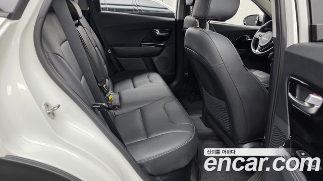 Kia Niro 2022 — photo 17