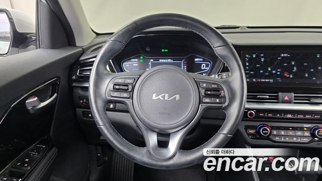Kia Niro 2022 — photo 18