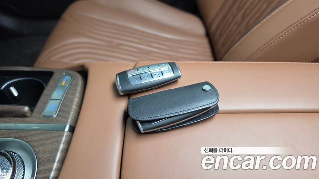 Genesis G80 2022 — photo 21