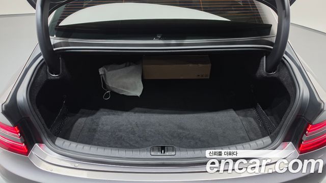 Genesis G80 2022 — photo 24