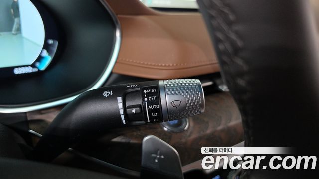 Genesis G80 2022 — photo 26