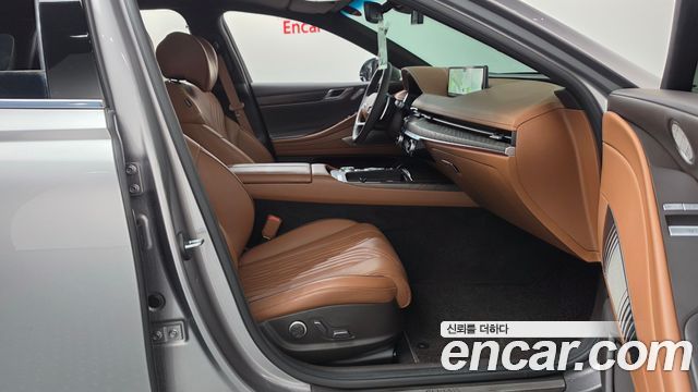 Genesis G80 2022 — photo 16