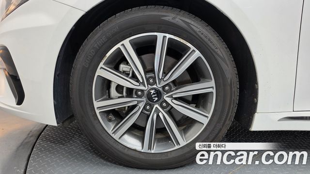 Kia K5 2019 — photo 5