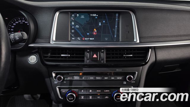 Kia K5 2019 — photo 14