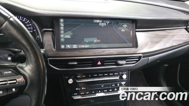 Kia K7 2020 — photo 14