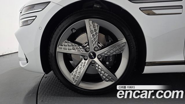 Genesis G80 2027 — photo 5