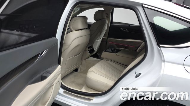 Genesis G80 2027 — photo 16