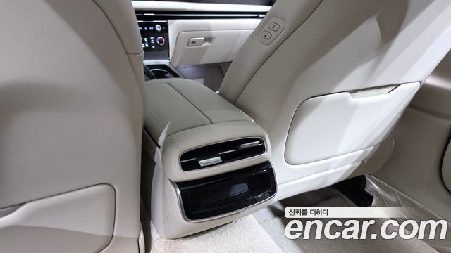 Genesis G80 2027 — photo 36