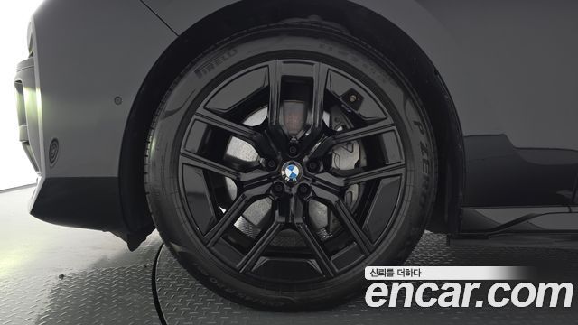 BMW i7 2024 — photo 5