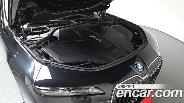 BMW i7 2024 — photo 6