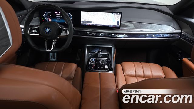 BMW i7 2024 — photo 10