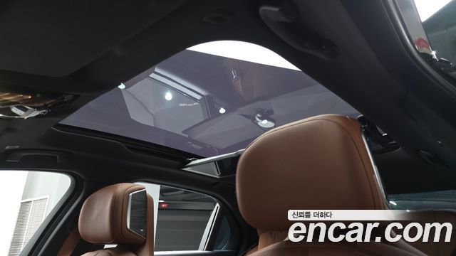 BMW i7 2024 — photo 22
