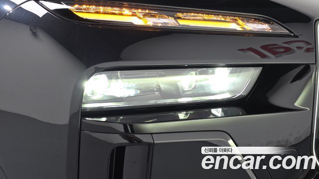 BMW i7 2024 — photo 8