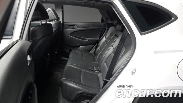 Hyundai Tucson 2016 — photo 16