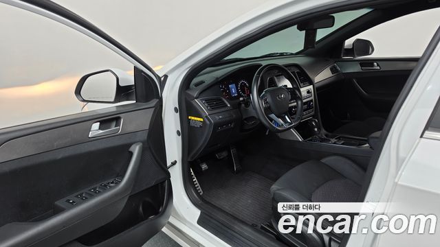 Hyundai Sonata 2015 — photo 13