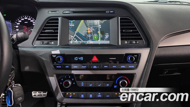 Hyundai Sonata 2015 — photo 19