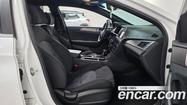 Hyundai Sonata 2015 — photo 16