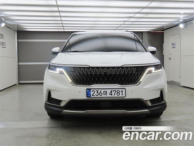 Kia Canival 2023 — photo 2