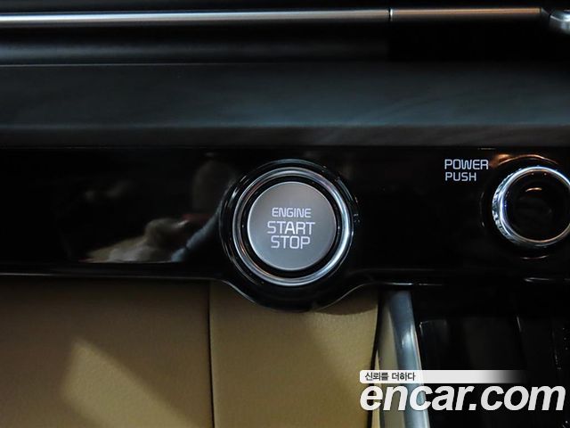 Kia Canival 2023 — photo 10
