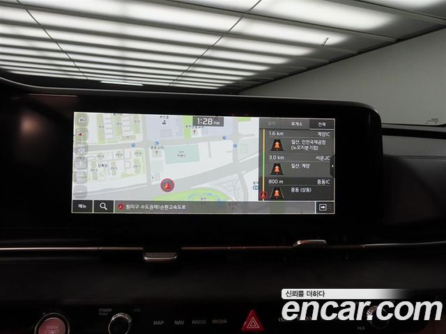Kia Canival 2023 — photo 15