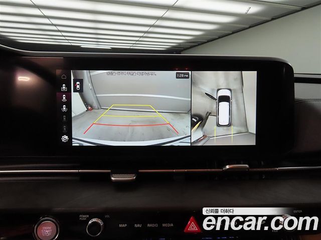Kia Canival 2023 — photo 16