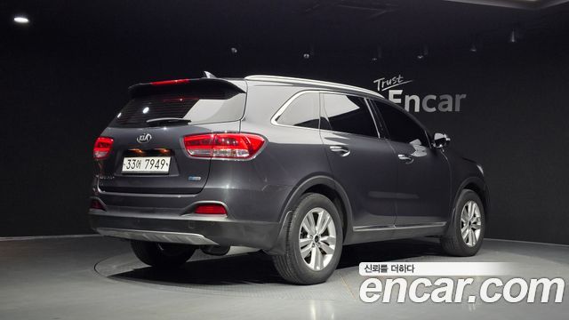 Kia Sorento 2015 — photo 2
