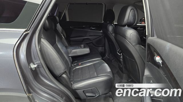 Kia Sorento 2015 — photo 12