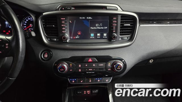 Kia Sorento 2015 — photo 15
