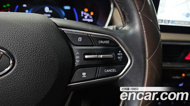 Hyundai Santafe 2019 — photo 27