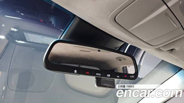 Hyundai Santafe 2019 — photo 29