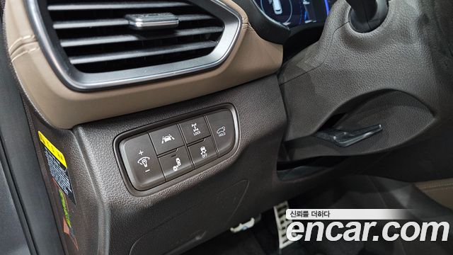 Hyundai Santafe 2019 — photo 30