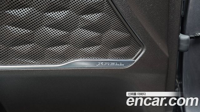 Hyundai Santafe 2019 — photo 35