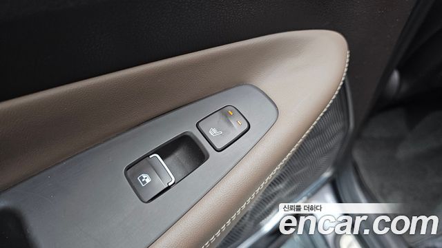 Hyundai Santafe 2019 — photo 36