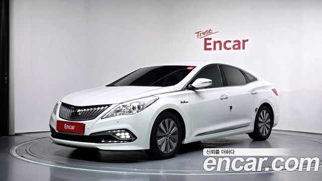 Hyundai Grandeur 2015 — photo 1