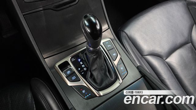 Hyundai Grandeur 2015 — photo 12