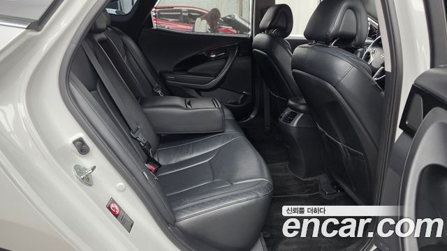 Hyundai Grandeur 2015 — photo 17