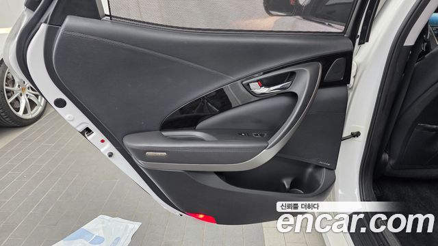 Hyundai Grandeur 2015 — photo 15