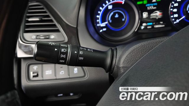 Hyundai Grandeur 2015 — photo 30