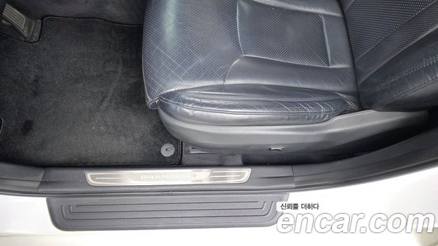 Hyundai Grandeur 2015 — photo 31