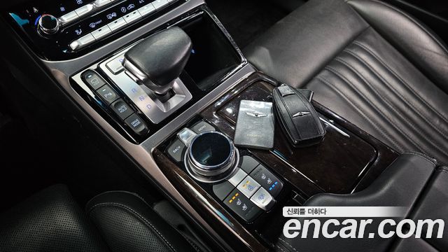 Genesis EQ900 2018 — photo 12