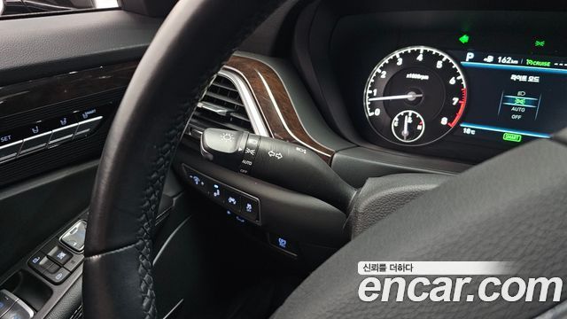 Genesis EQ900 2018 — photo 23