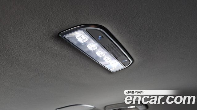 Genesis EQ900 2018 — photo 27