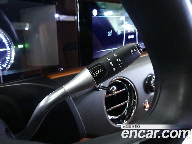 Rolls-Royce Ghost 2022 — photo 8