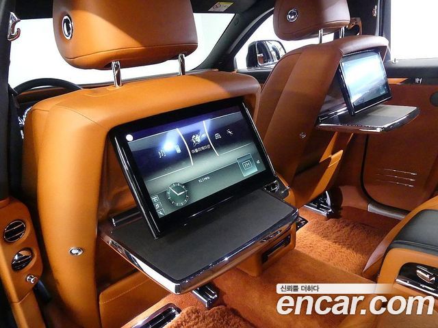 Rolls-Royce Ghost 2022 — photo 15