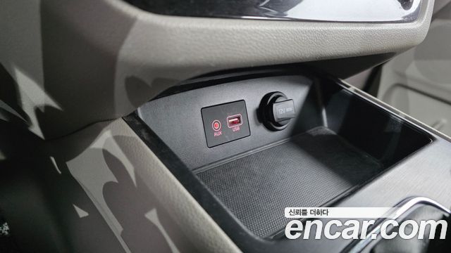 Kia Canival 2020 — photo 13