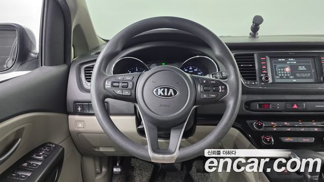 Kia Canival 2020 — photo 15