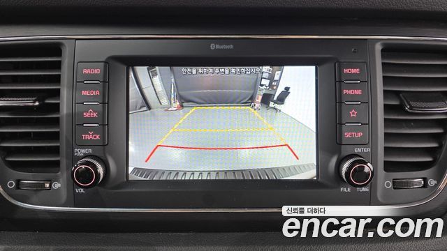 Kia Canival 2020 — photo 16