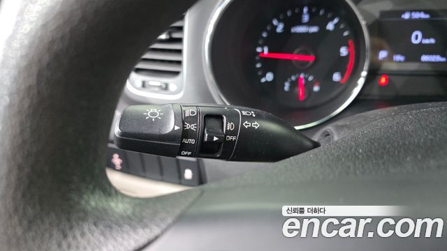 Kia Canival 2020 — photo 20